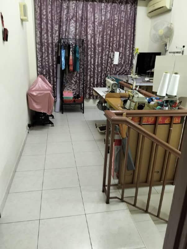 1.5 Storey Terrace Taman Scientex 12