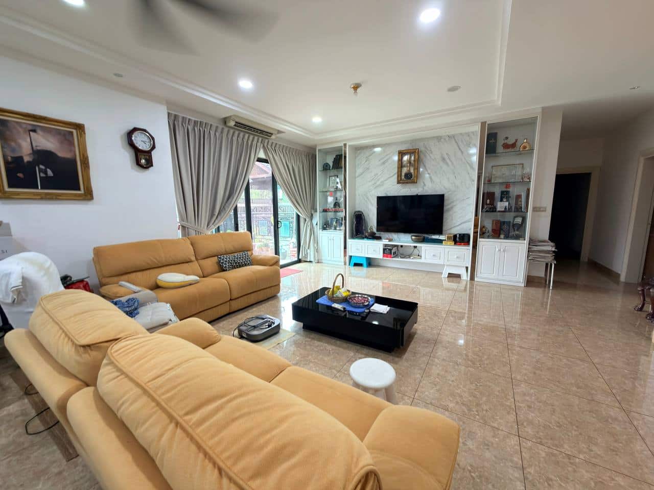Condominium Laguna Heights 2