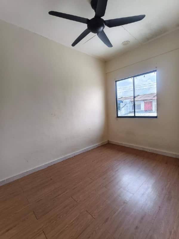 Double storey Low cost Jalan Silat Gayung, Bandar Selesa Jaya 5