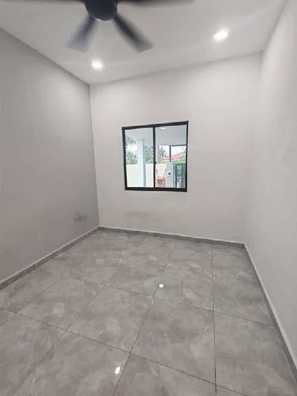 Single Storey Corner Taman Universiti 7