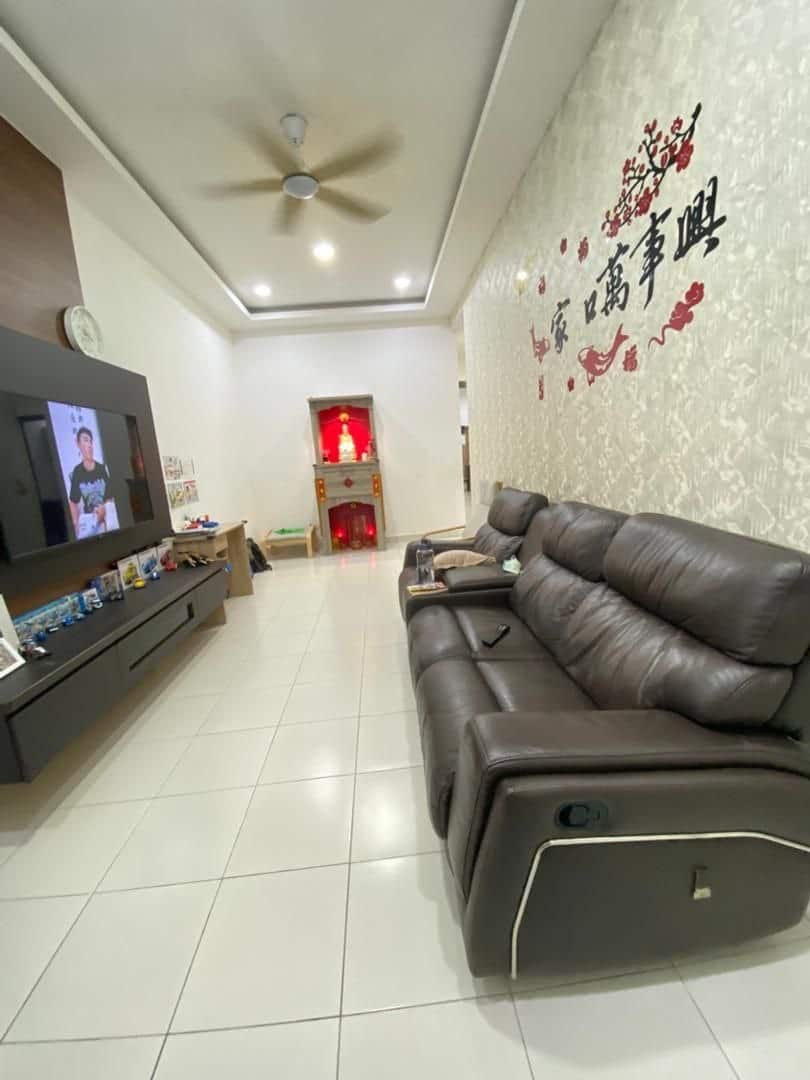 Single storey Jalan Rajawali Bandar Putra