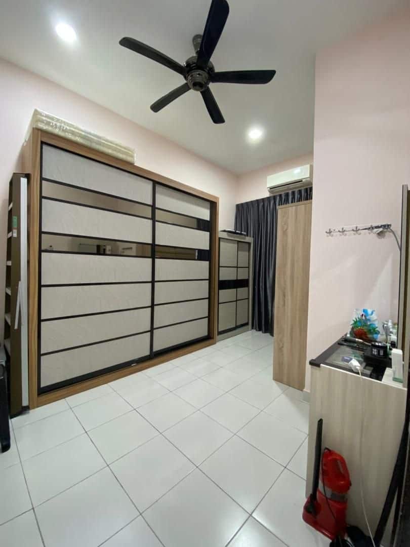 Single storey Jalan Rajawali Bandar Putra 11