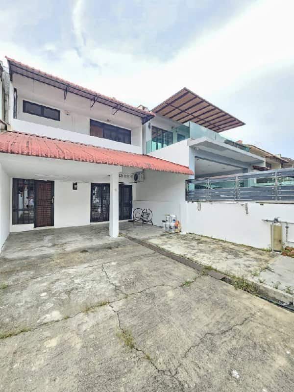 Double Storey Terrace Taman Tasek