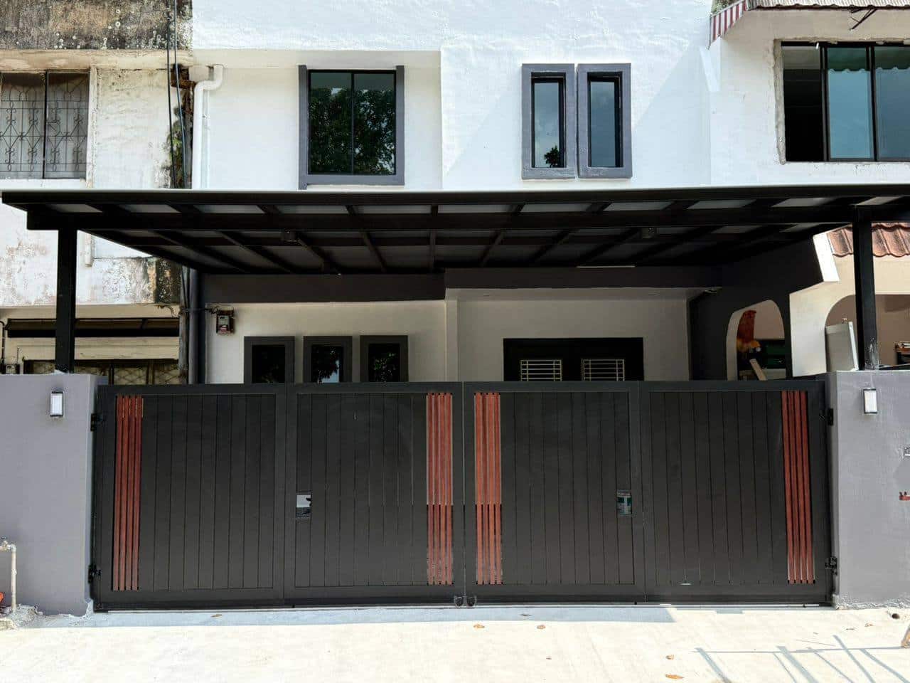 Double Storey Terrace House Senai Baru