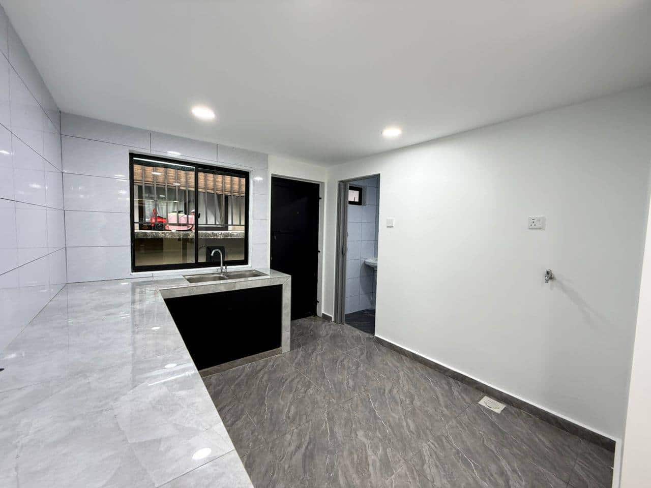 Double Storey Low Cost Taman Damai Jaya Skudai 5