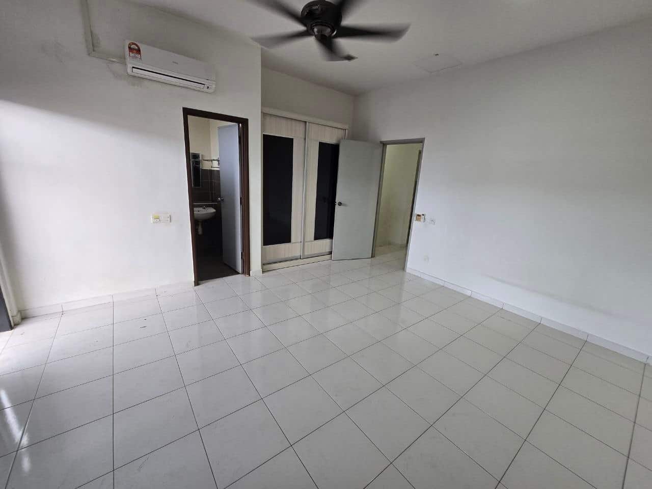 House Setia Tropika 5