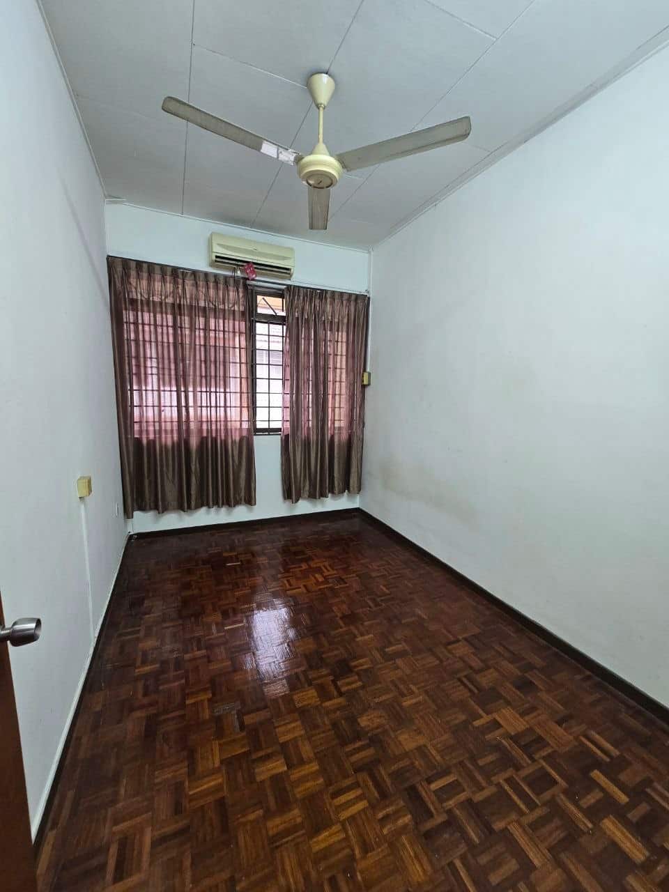Double Storey Terrace House Taman Bukit Mewah 4