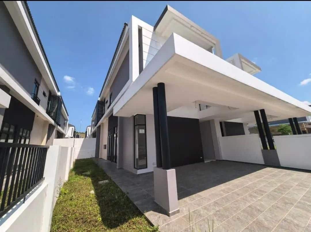 Double Storey Cluster House Austin Crest Sapphire 3