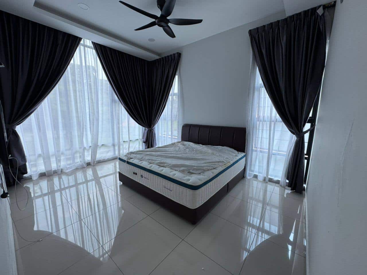 Semi D Double Storey Indah Villa