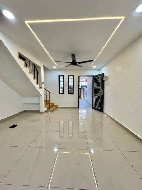 Double Storey Low Cost House Kota Masai
