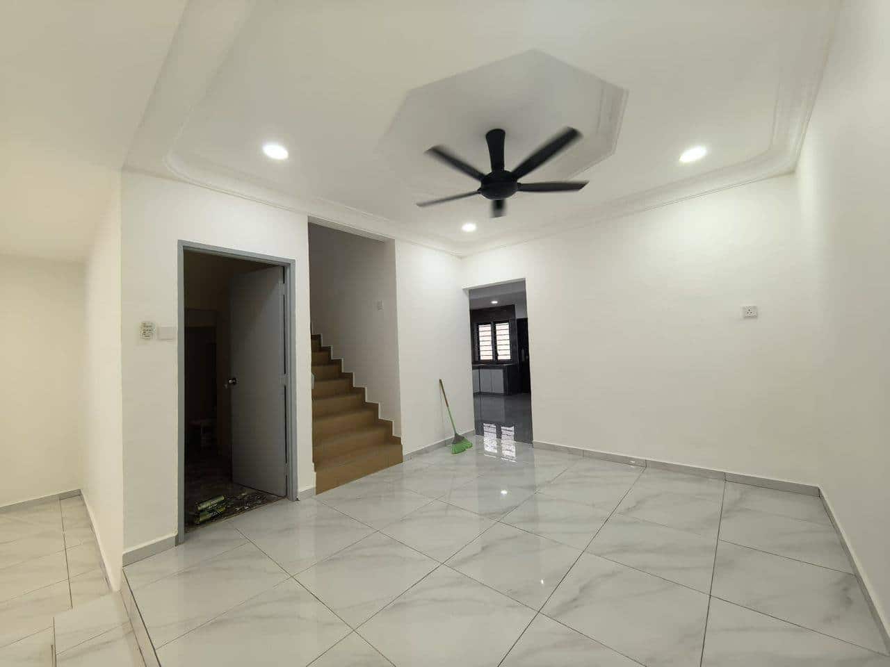 Double Storey Terrace House Taman Ungku Tun Aminah 5