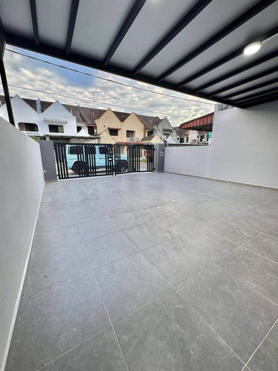 1-Storey Jalan Kemajuan, Taman Universiti 4