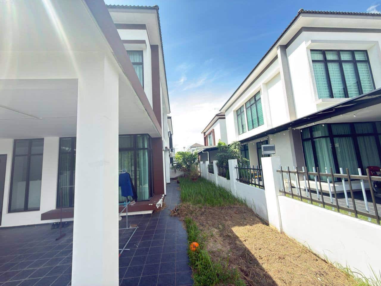 Double Storey Terrace House Permas Jaya 4