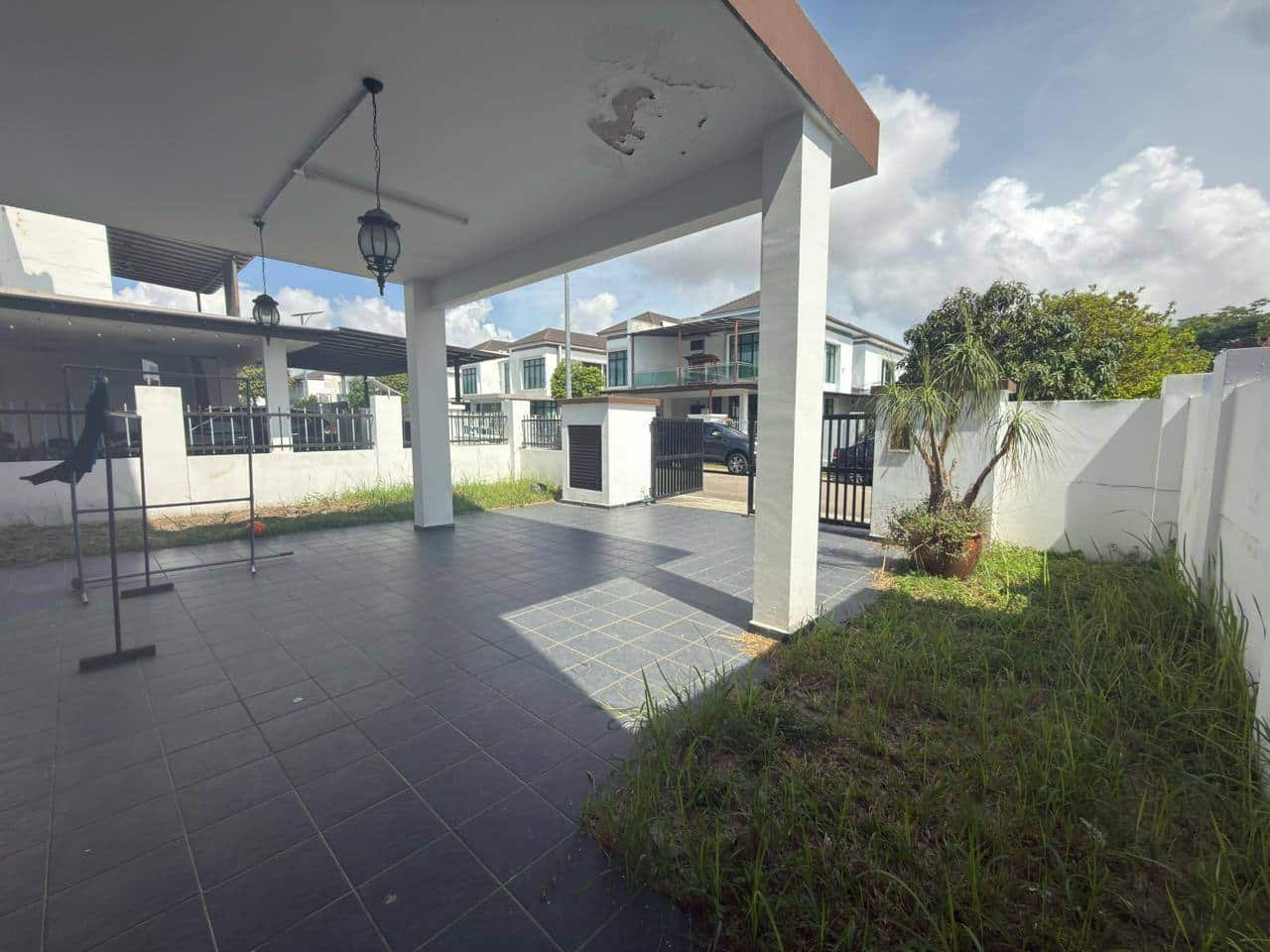 Double Storey Terrace House Permas Jaya 3