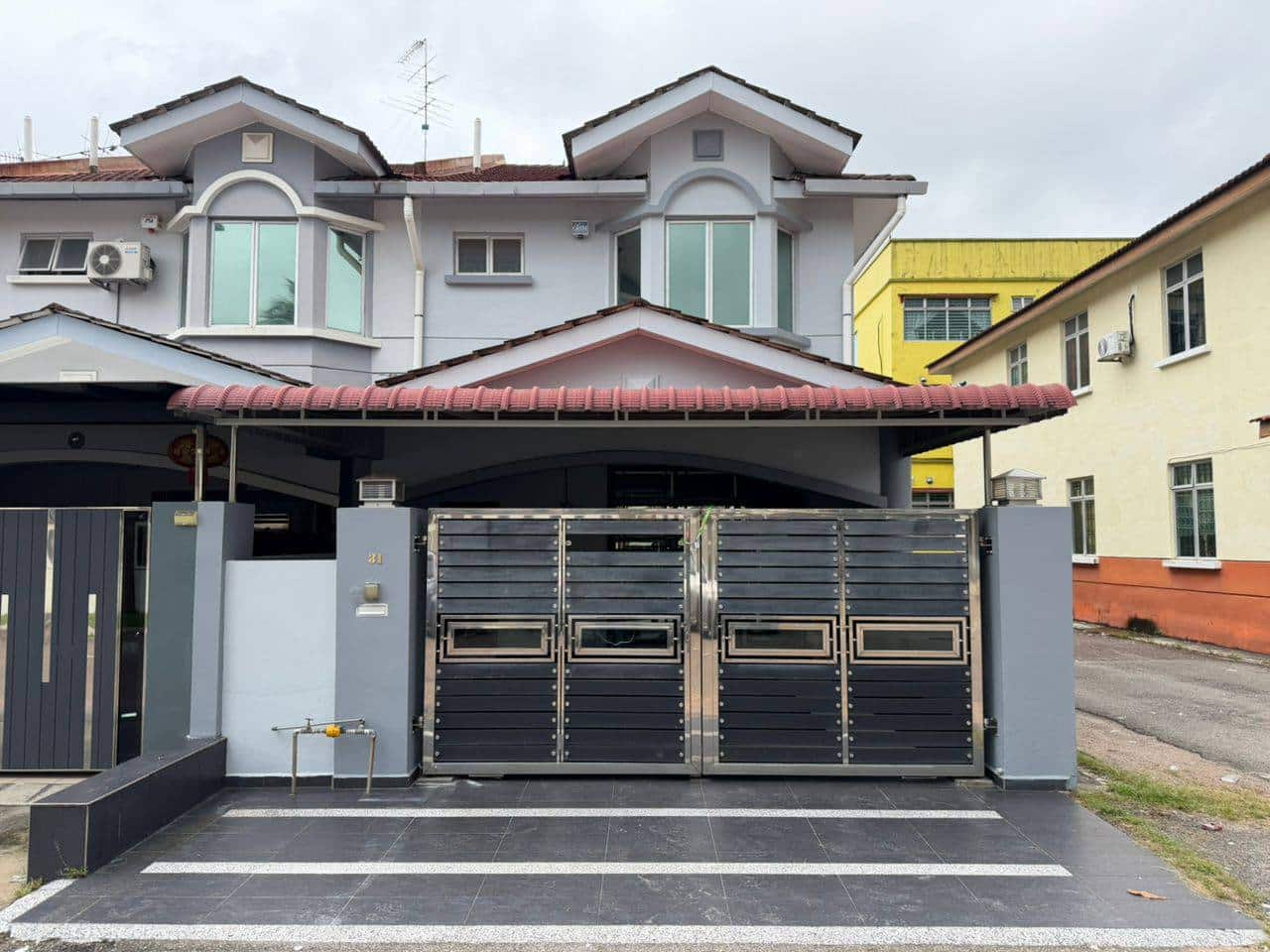 Double Storey End lot Taman Nusa Bestari