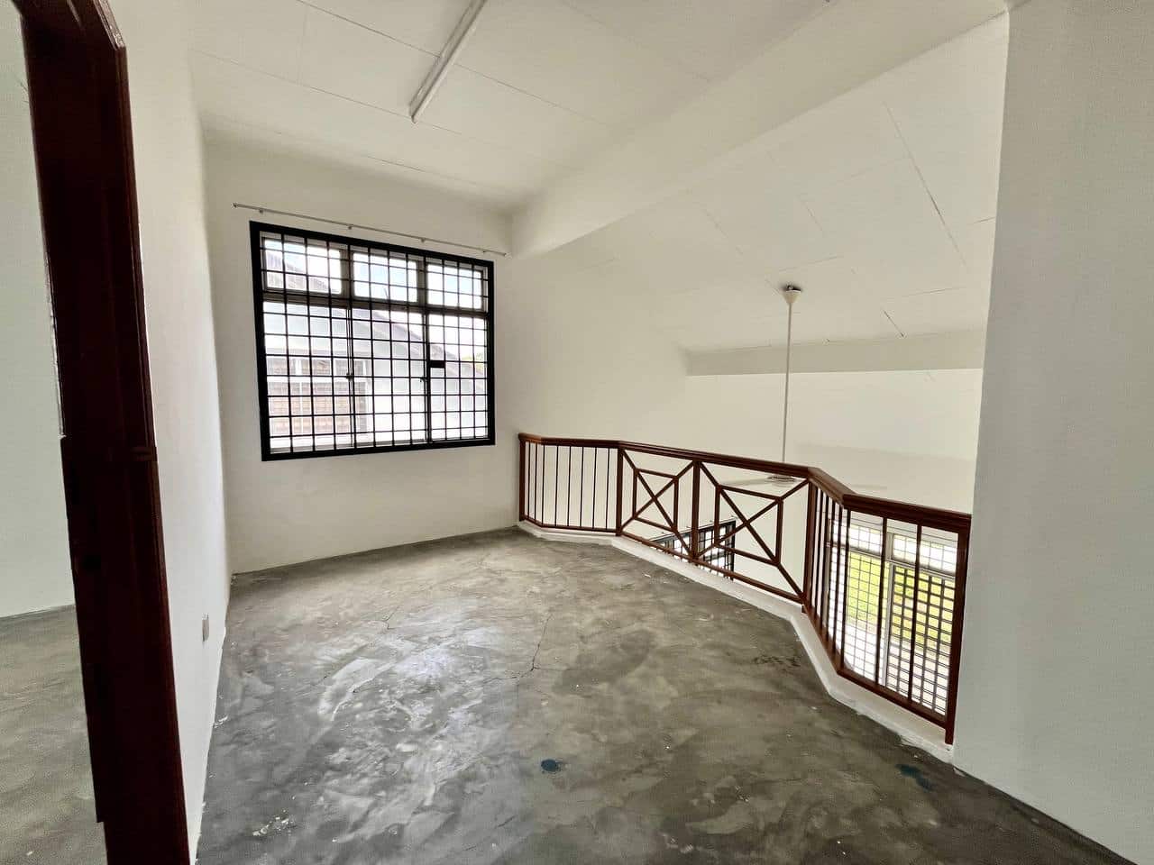 1.5 Storey Semi D Jalan api api 3