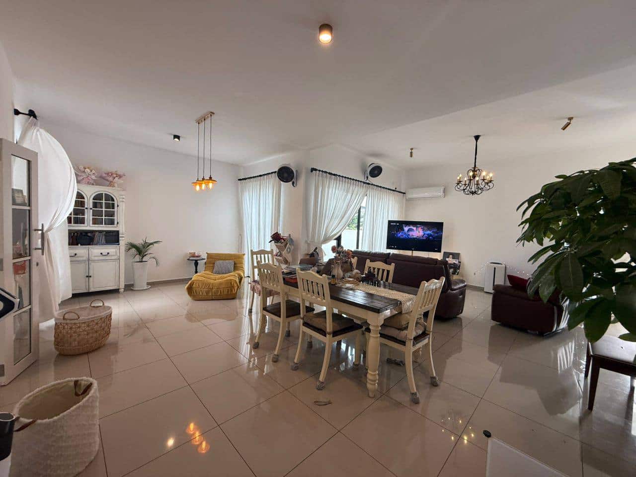 2 Sty Terrace Eco Botanic