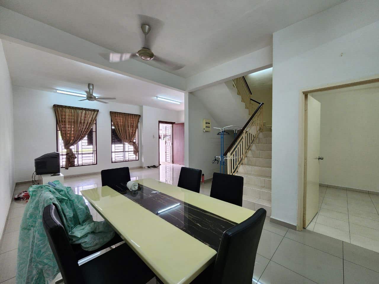 Double Storey Terrace House The Garden Residency