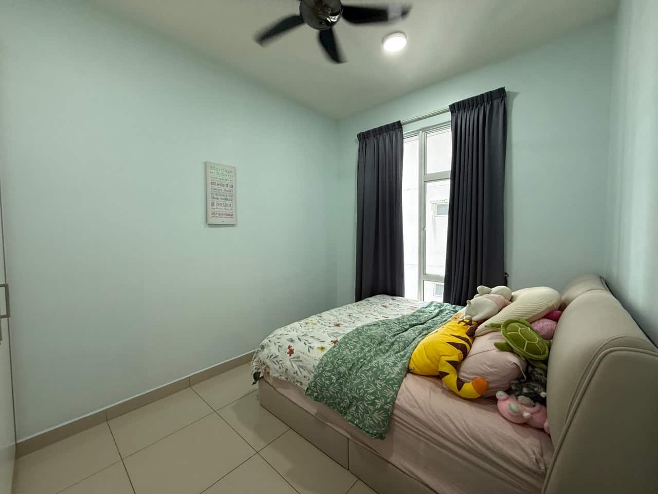 Condominium Larkin 5