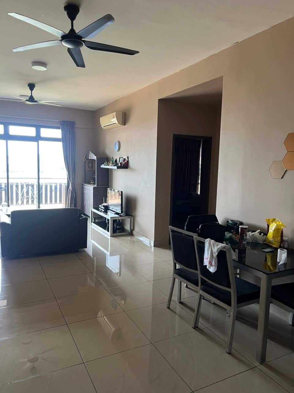 Condo Kempas