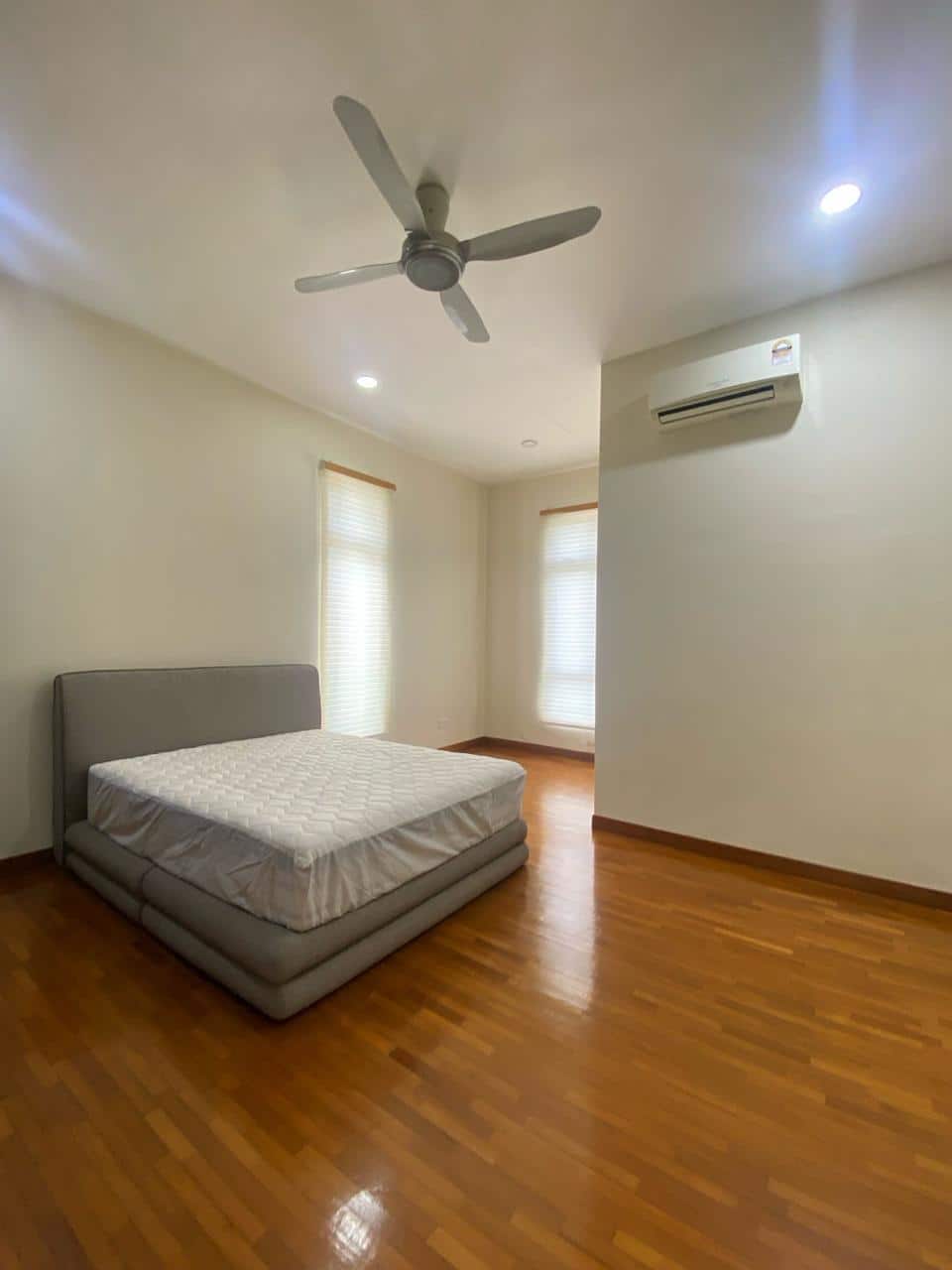 Double storey semi d Impian Height 3