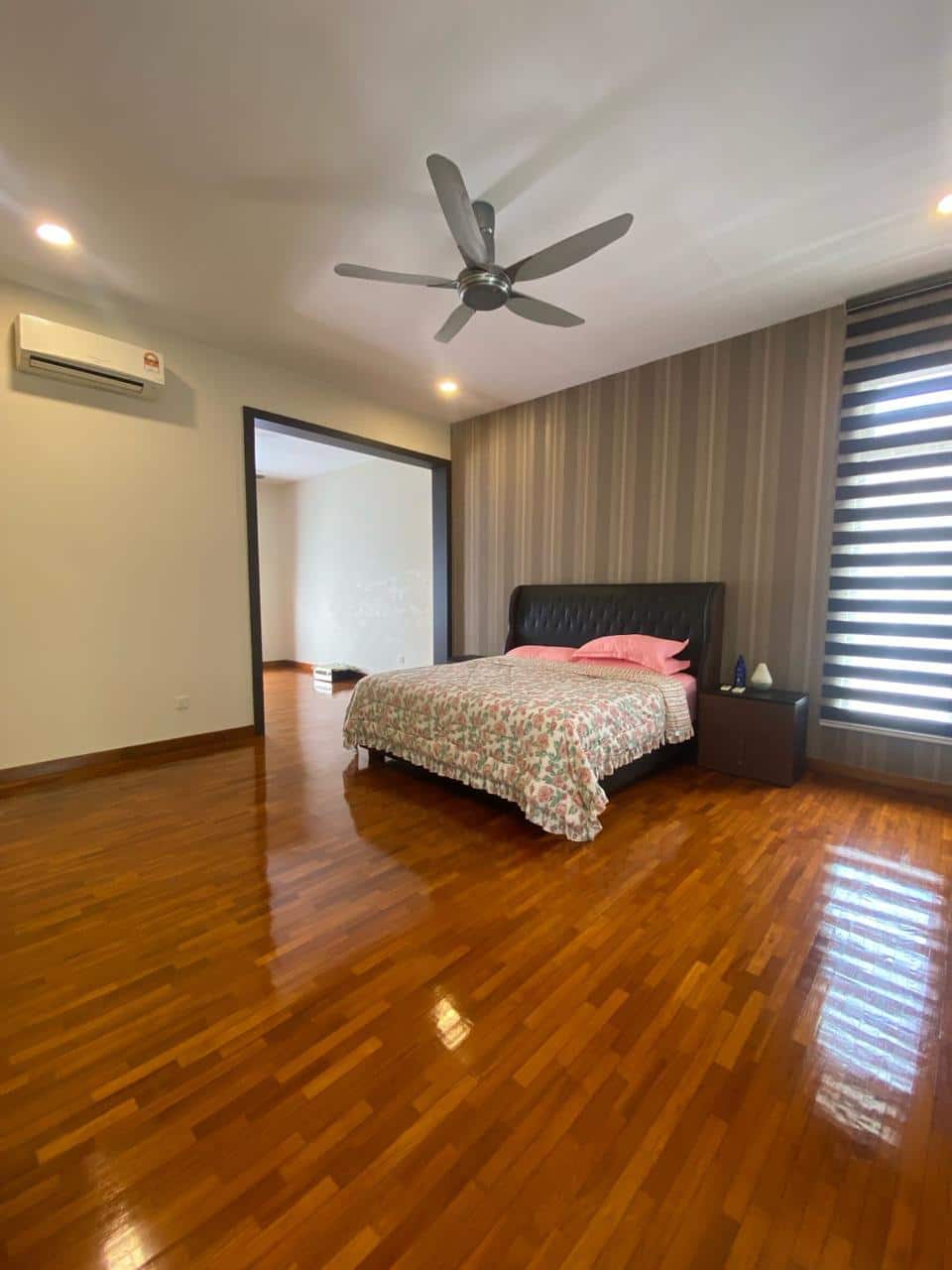Double storey semi d Impian Height 2