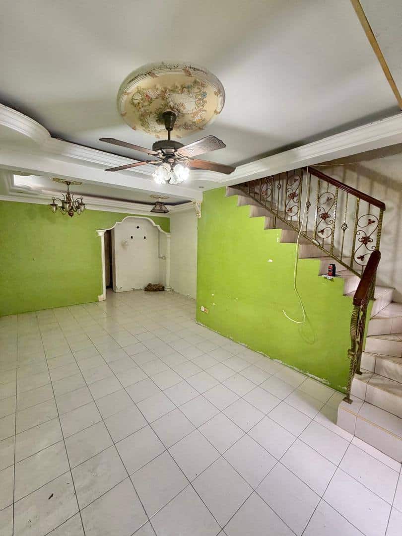 House Taman Desa Tebrau 4