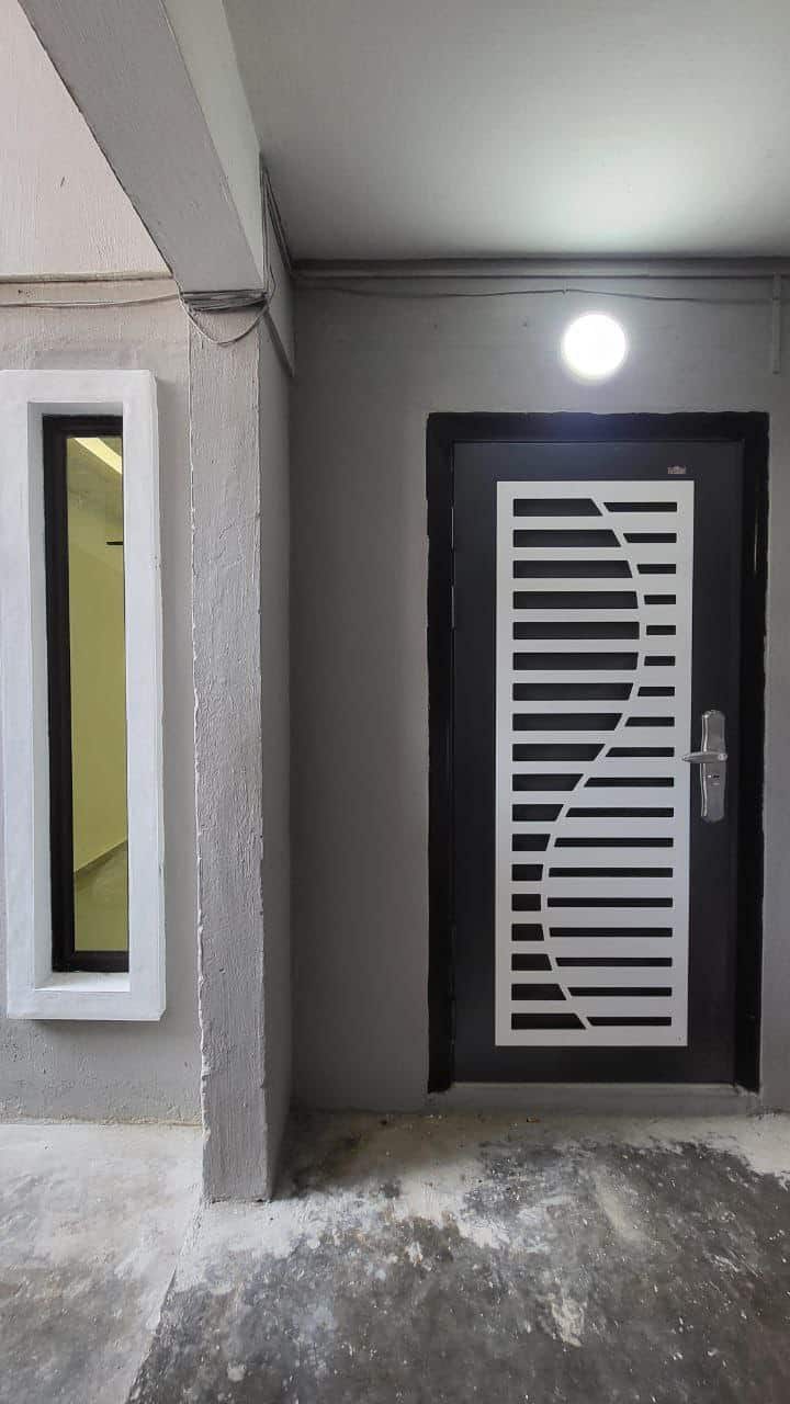 Low Cost Flat Selesa Jaya 6