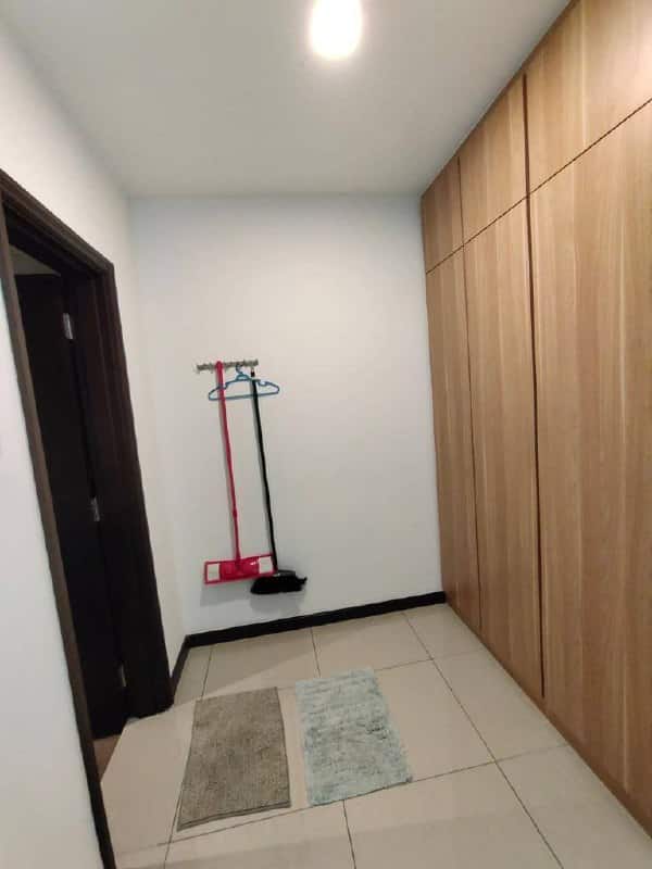 Studio Molek Regency 10
