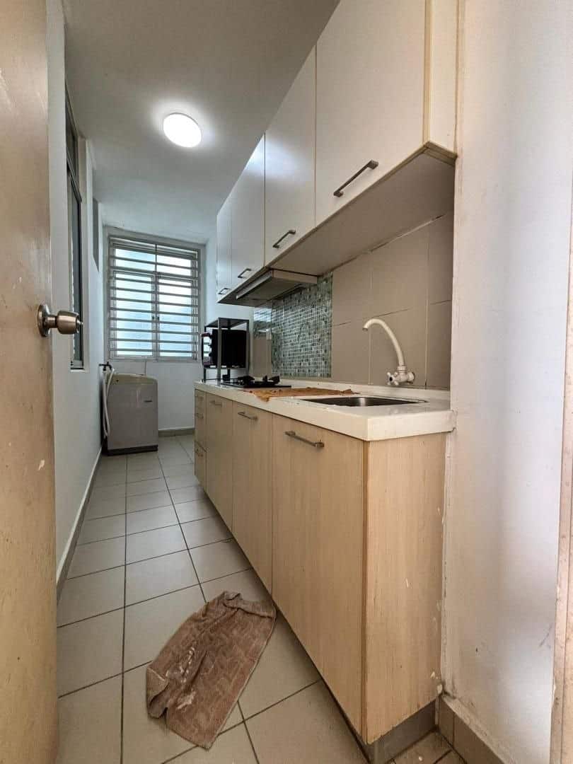 Apartment Taman Nusa Duta 6