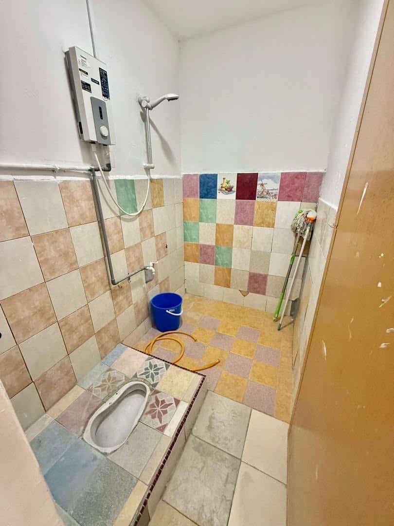 Double Storey low cost Taman Putri Fasa 6 10