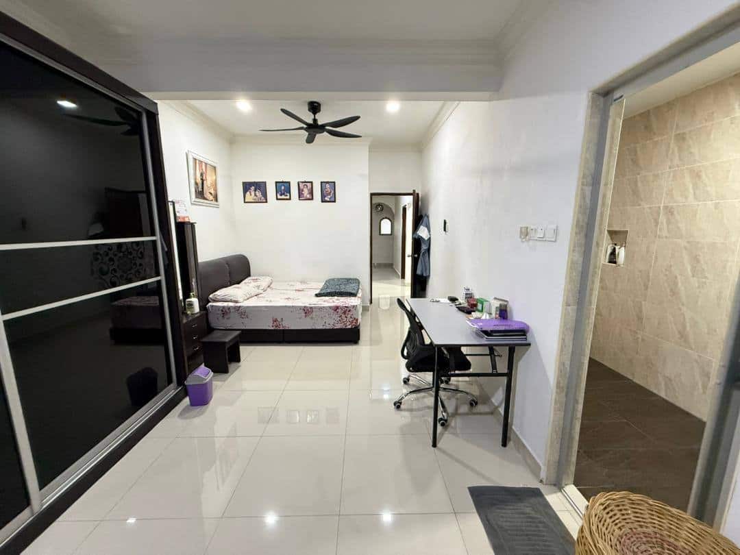 2.5-Storey Terrace Taman Scientex Pasir Gudang 6