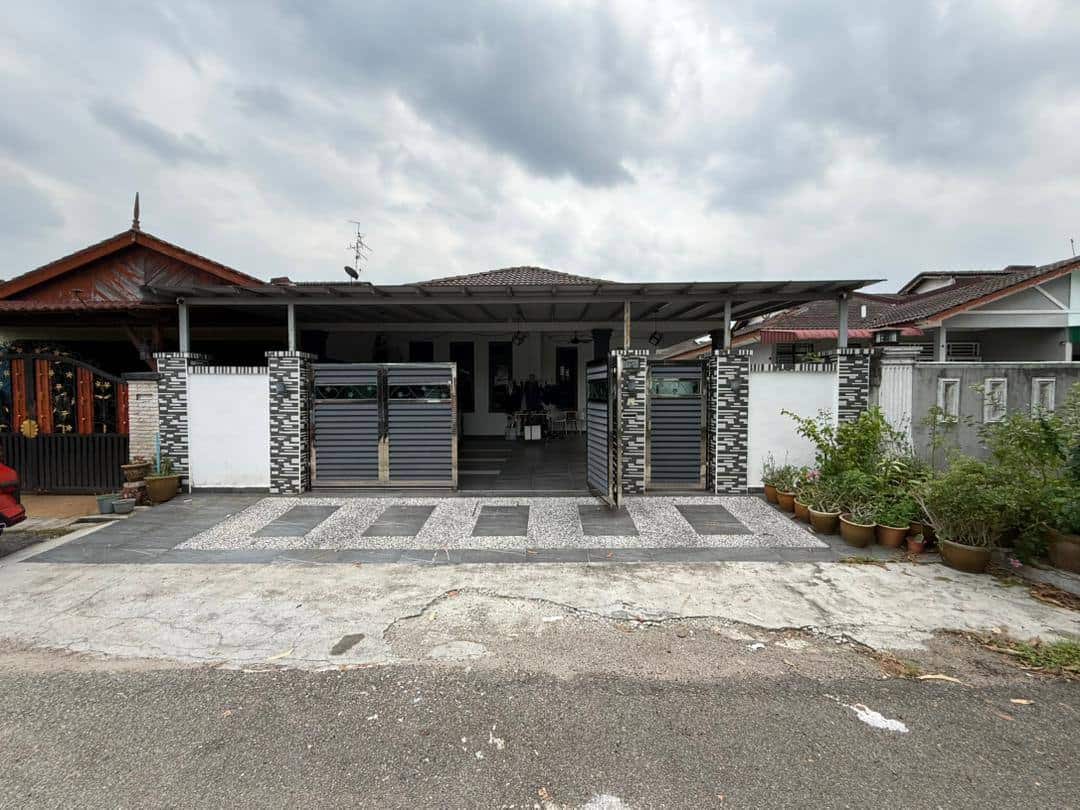 2.5-Storey Terrace Taman Scientex Pasir Gudang 11