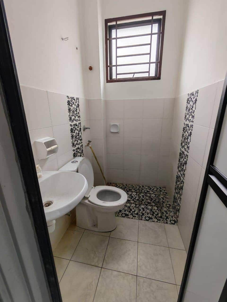 1 Storey Endlot Taman Rinting Masai 10