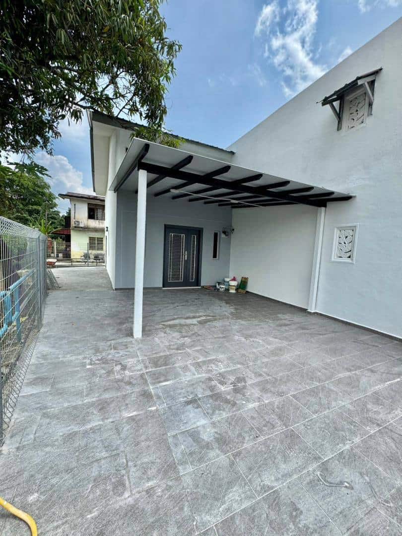 Double Storey Low Cost House Jalan Duku
