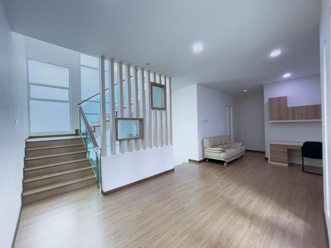 3-Storey Bungalow Taman Desa Tebrau 3