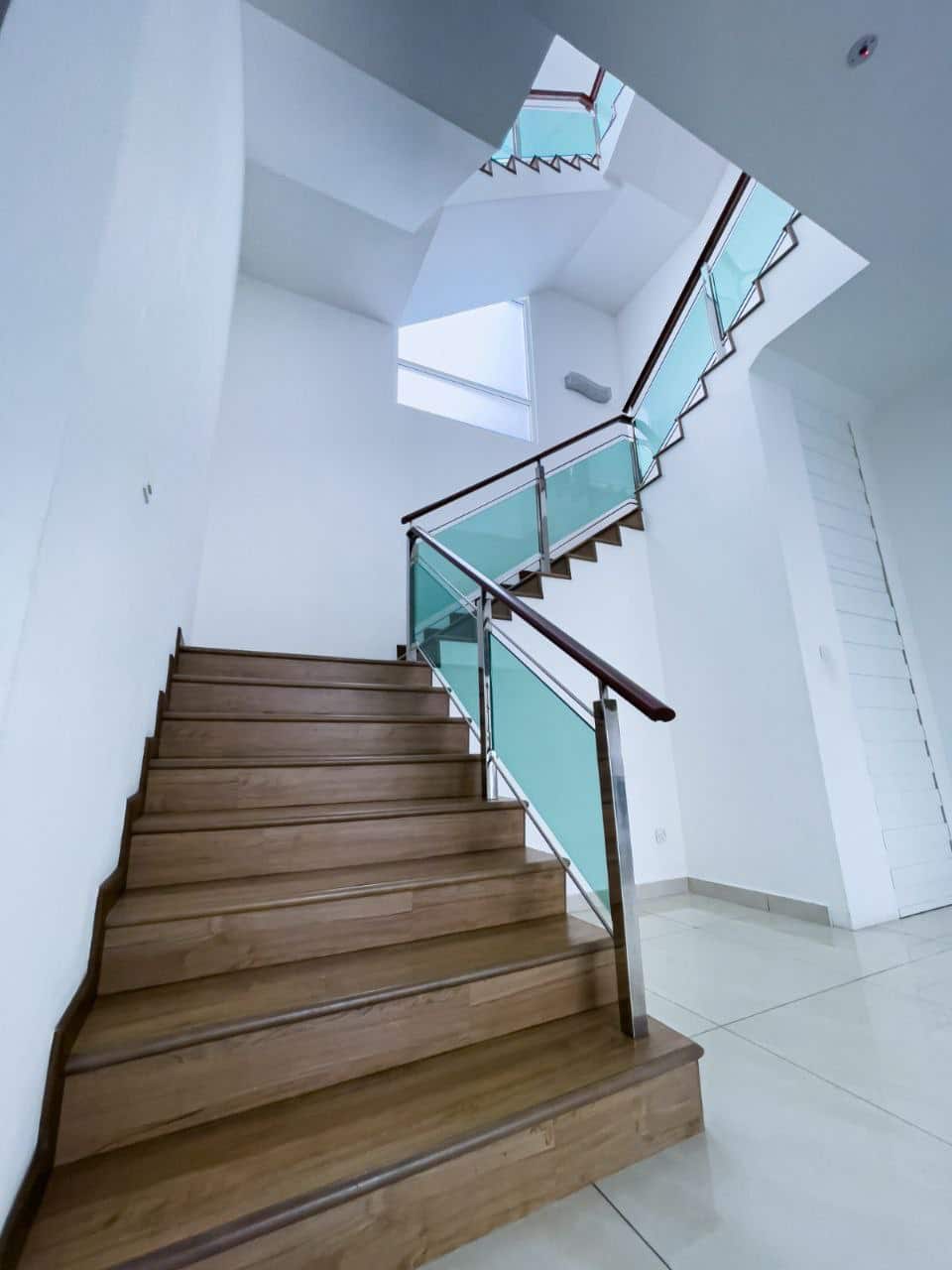 3-Storey Bungalow Taman Desa Tebrau 5