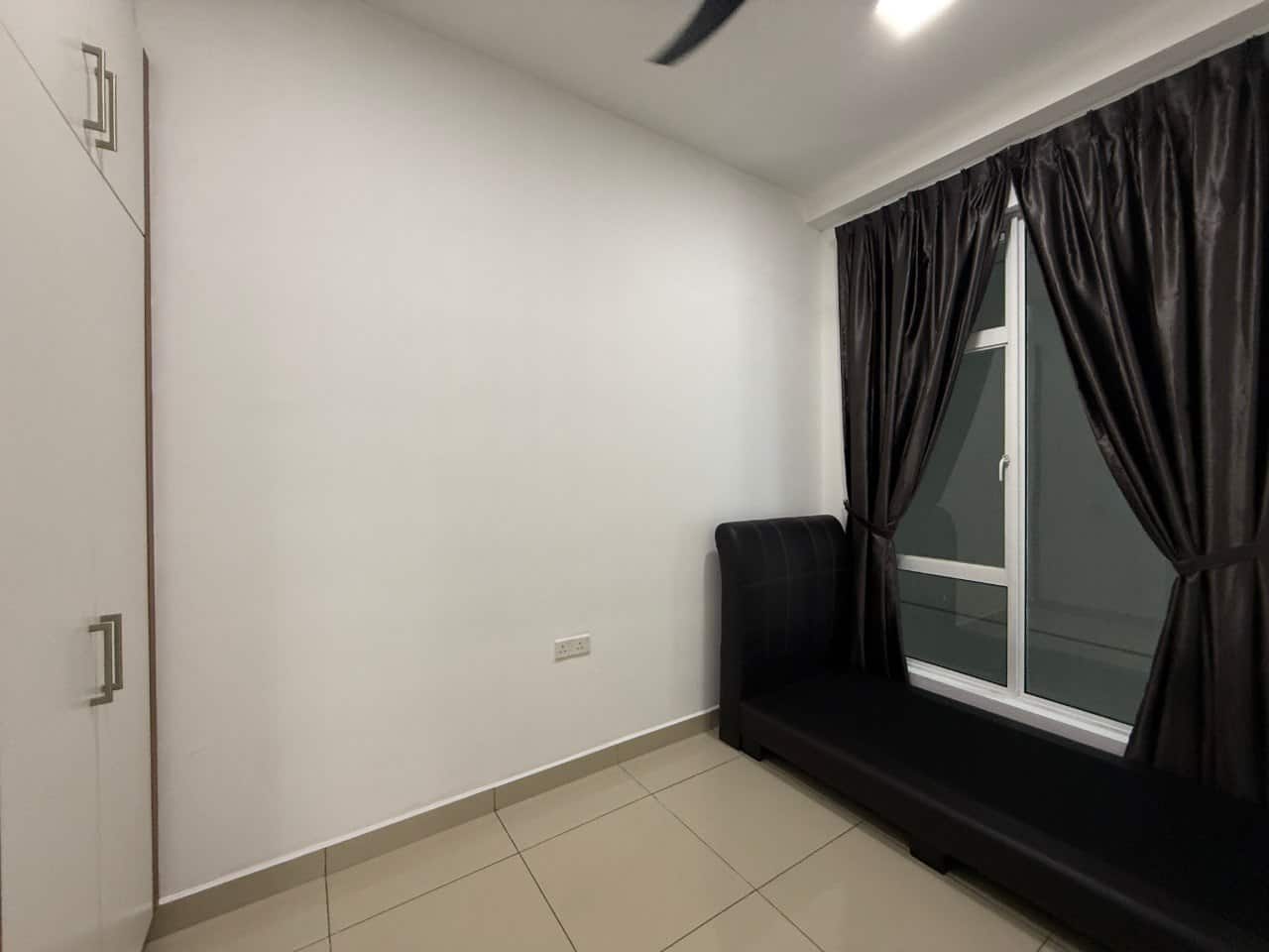 Condominium Larkin 7