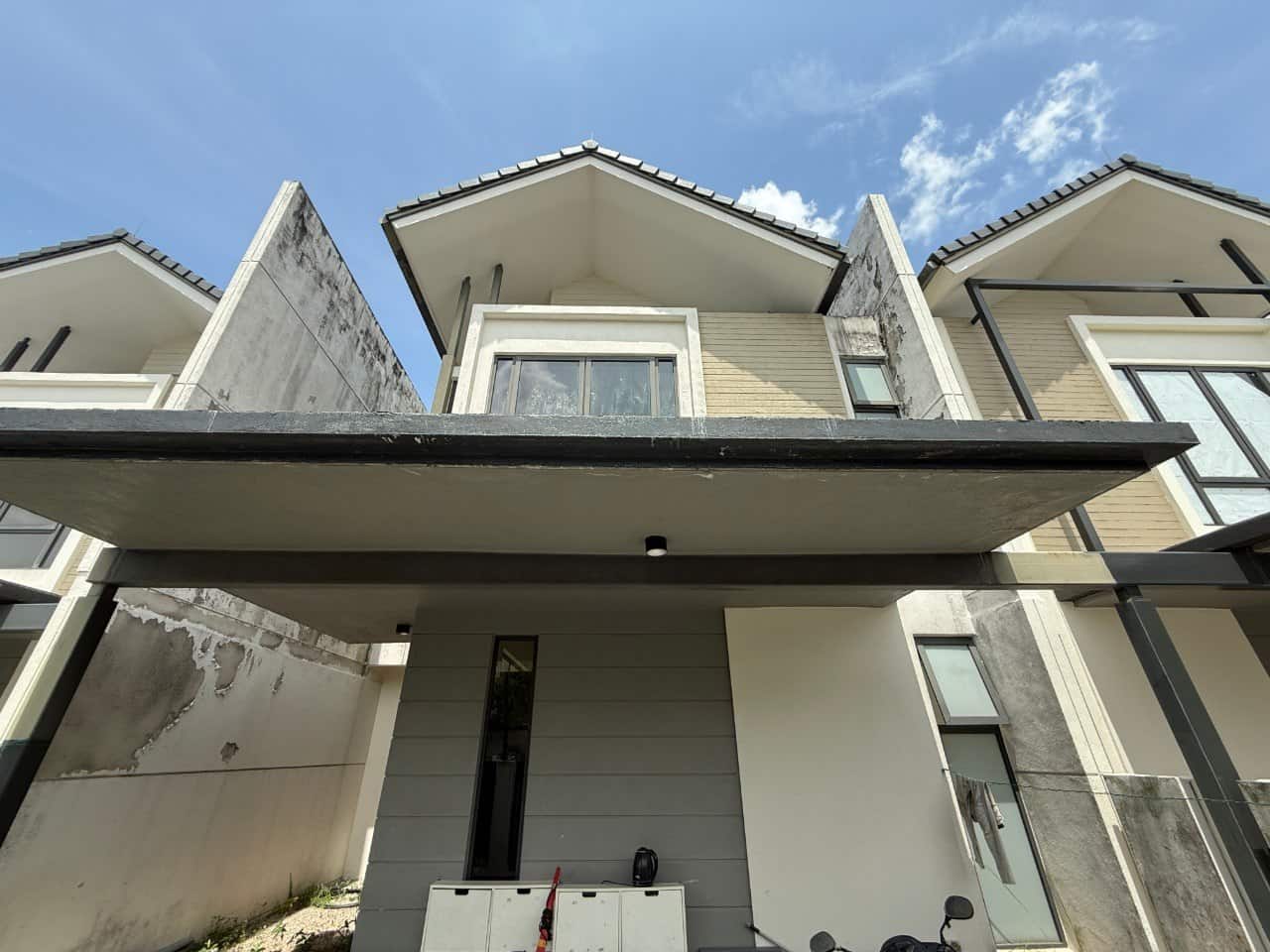 2-Storey Terrace House Avira Iskandar Puteri 4