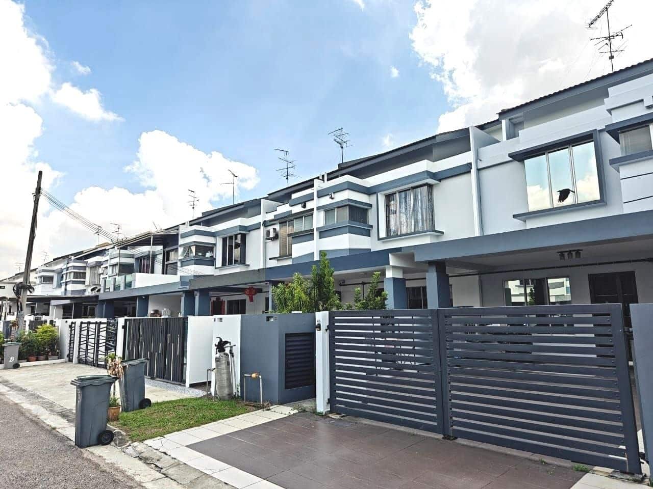 Double Storey Terrace House Setia Tropika Alexandra Avenue