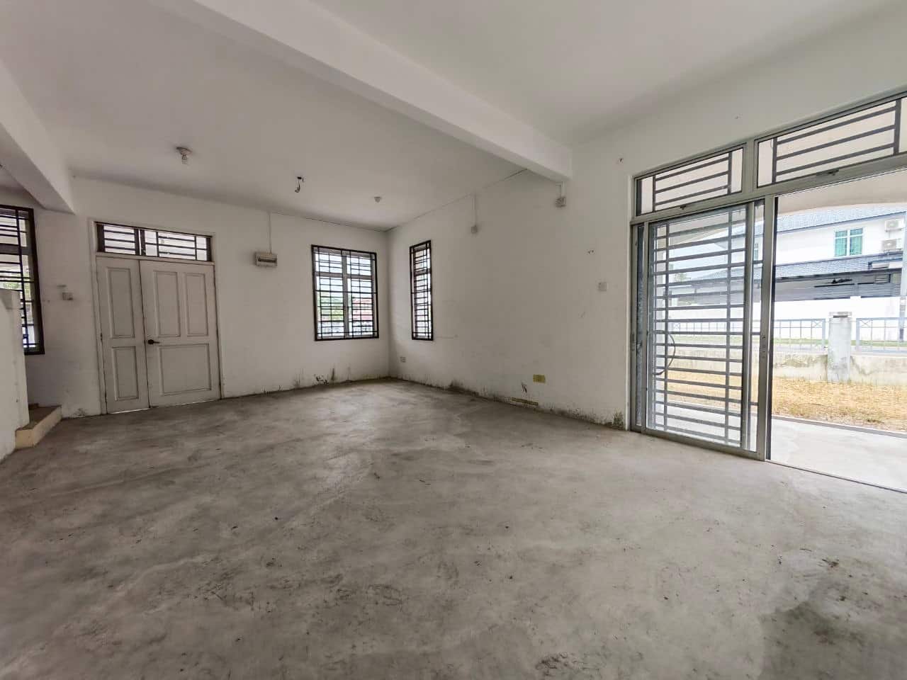 Double Storey Terrace Corner Jalan Indah 12/8 5
