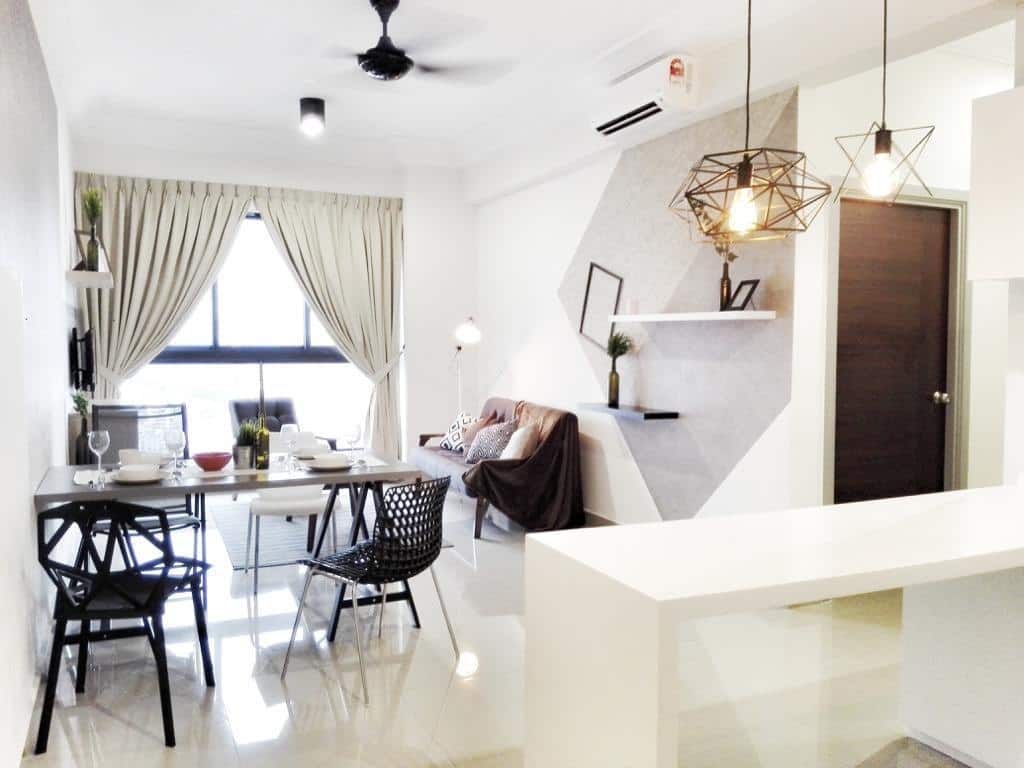 Condo Vsummerplace