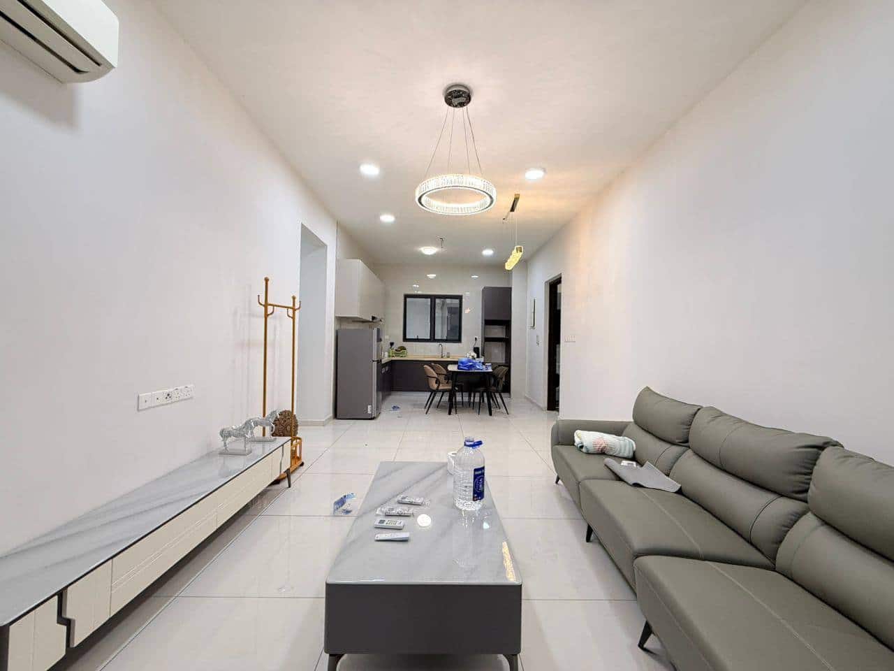 Condo Royal Strand Country Garden Danga Bay 2
