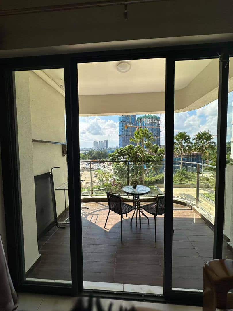 Condominium Royal Strand Country Garden Danga Bay 3
