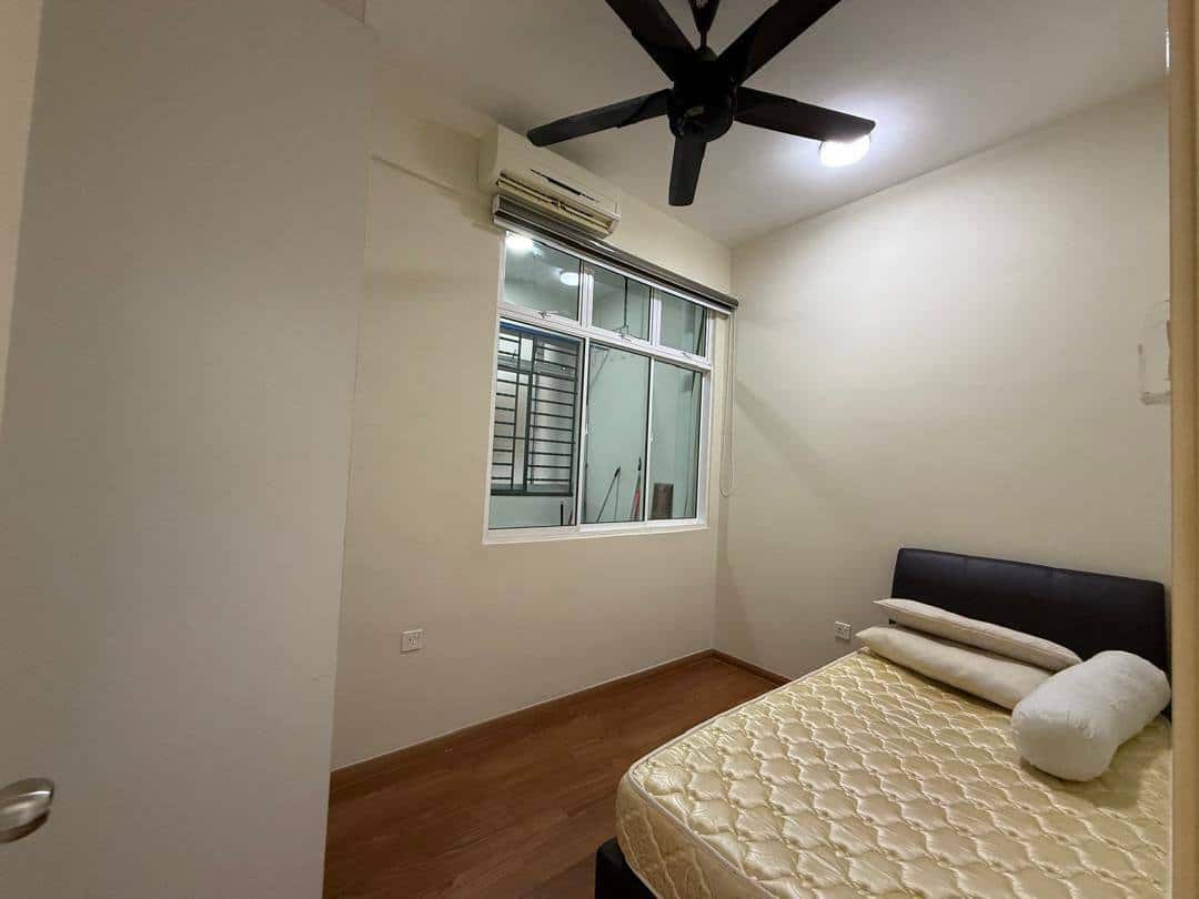Condominium Nusa Heights 6
