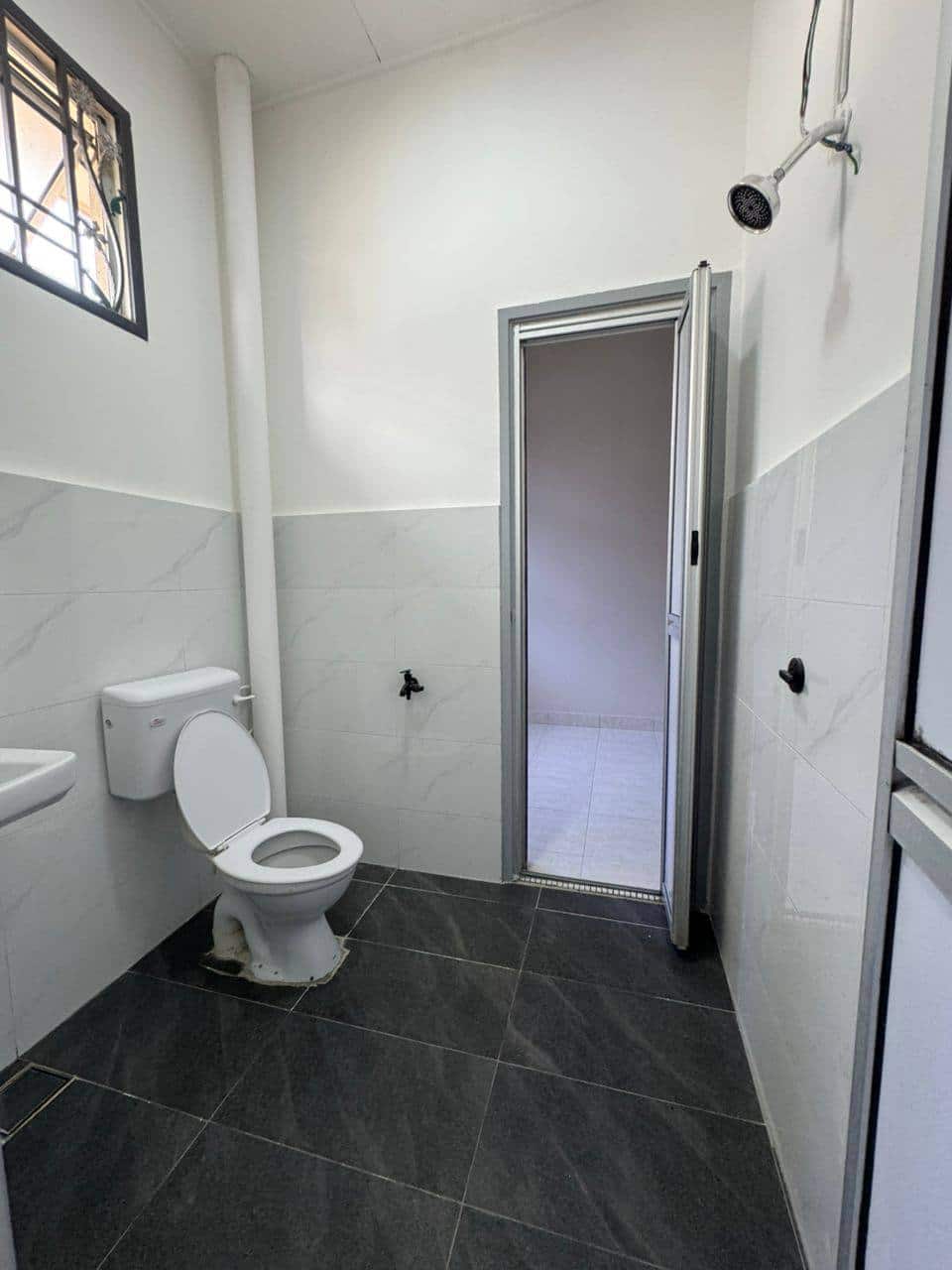 Double Storey Terrace End Lot Taman Universiti 9