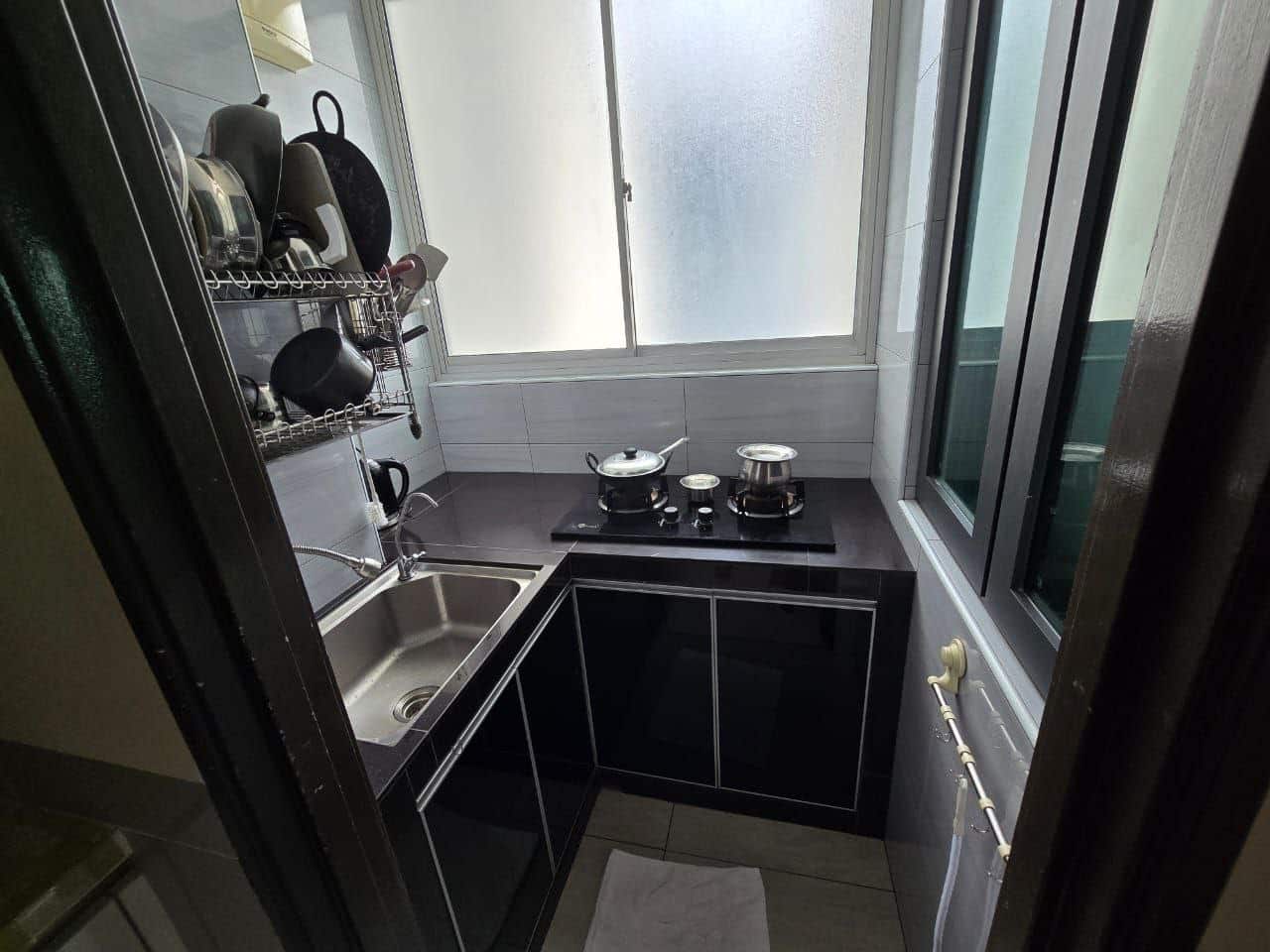 Condominium Taman Perling 8