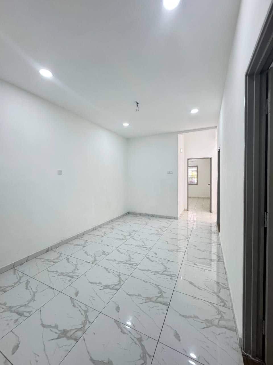 Single storey terrace Jalan Santalia 1, Taman Flora Heights, Pasir Gudang 2