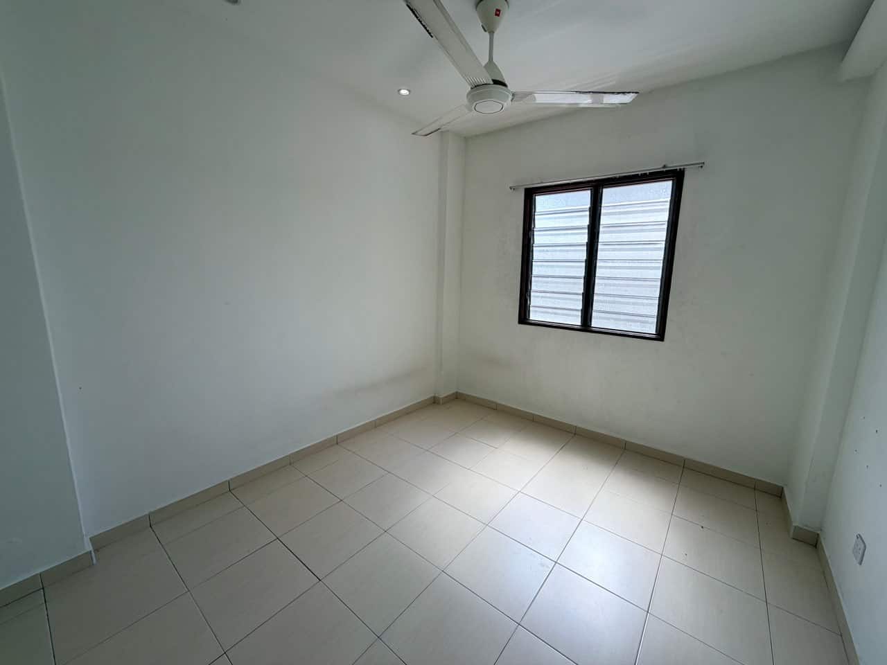 Flat Desa Muafakat 3