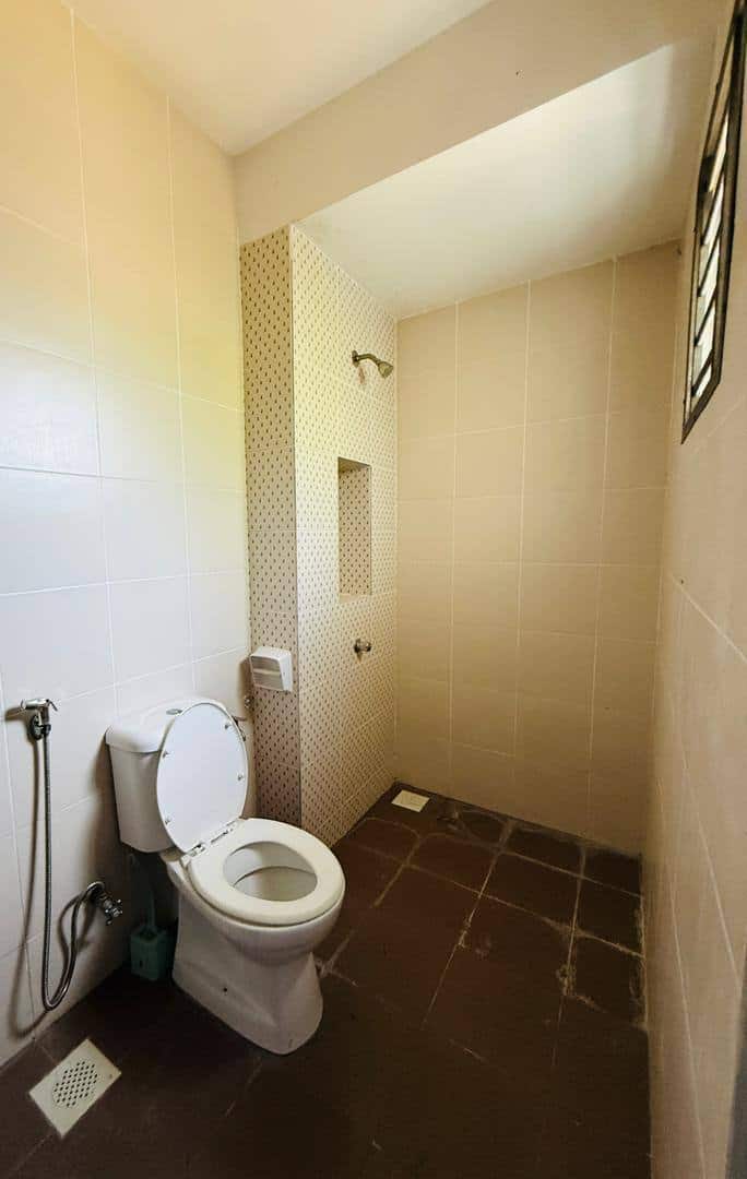 2-Storey Corner Presint 8 Taman Nusa Idaman 9